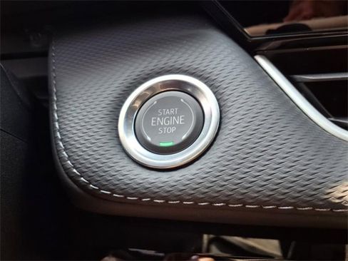 New 2026 Chevrolet Equinox LT w/ LPO, Floor Liner Package image 19