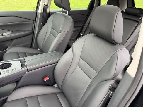 New 2026 Nissan Rogue Dark Armor FWD image 30