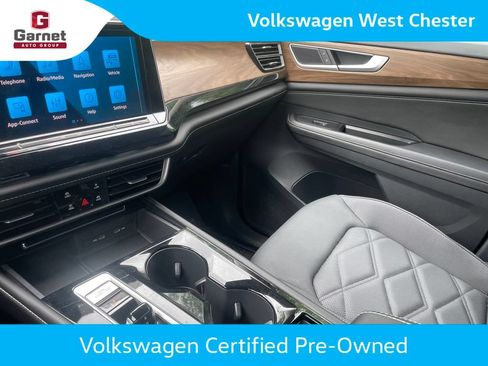 Certified 2024 Volkswagen Atlas SE AWD/4WD image 2