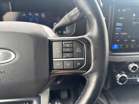 Used 2025 Ford F450 Platinum w/ FX4 Off-Road Package AWD/4WD image 17