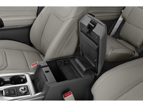 Used 2023 Ford Explorer Platinum w/ Technology Package AWD/4WD image 10
