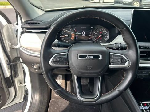 Used 2022 Jeep Compass Limited AWD/4WD image 20