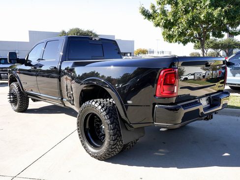 Used 2025 RAM 3500 Limited image 6