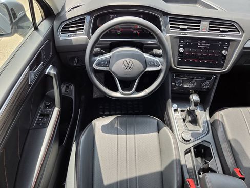 Used 2024 Volkswagen Tiguan Wolfsburg Edition AWD/4WD image 13