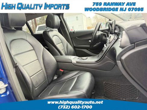 Used 2017 Mercedes-Benz GLC 300 4MATIC Coupe image 27