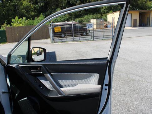 Used 2018 Subaru Forester 2.5i image 22