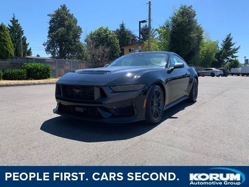 New 2025 Ford Mustang Dark Horse image 1