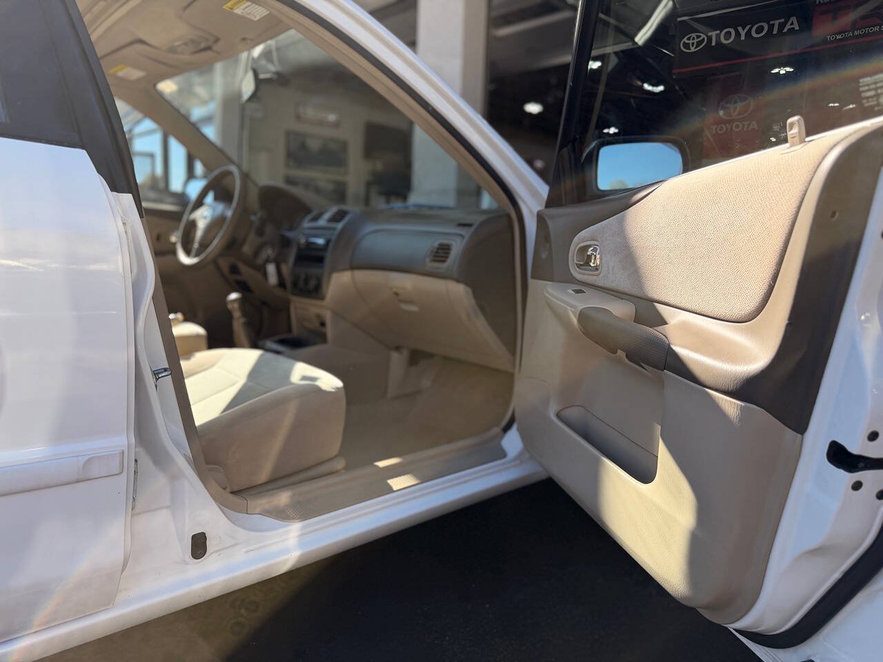 Used 2002 MAZDA Protege FWD image 91