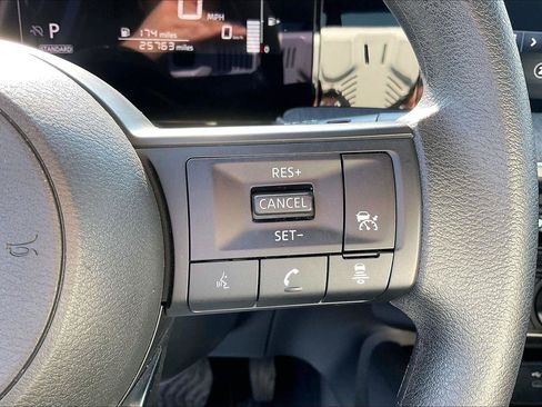 Certified 2025 Nissan Kicks SV FWD image 20