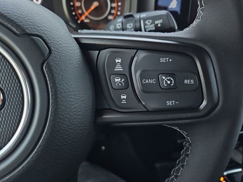 New 2025 Jeep Wrangler Sport S image 25