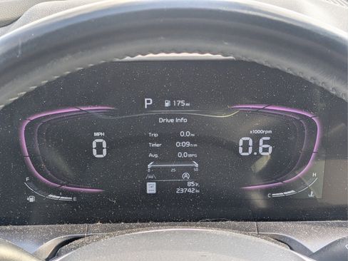 Used 2024 Kia Telluride S w/ S Sunroof Package FWD image 29