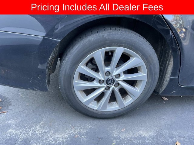 Used 2021 Toyota Camry LE FWD image 9