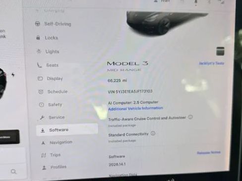 Used 2018 Tesla Model 3 Mid Range RWD image 5