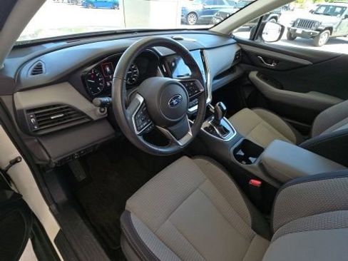 Used 2023 Subaru Outback Premium AWD/4WD image 12