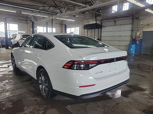 Used 2024 Honda Accord EX image 3