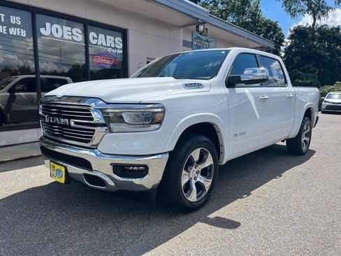 Used 2022 RAM 1500 Laramie AWD/4WD image 5