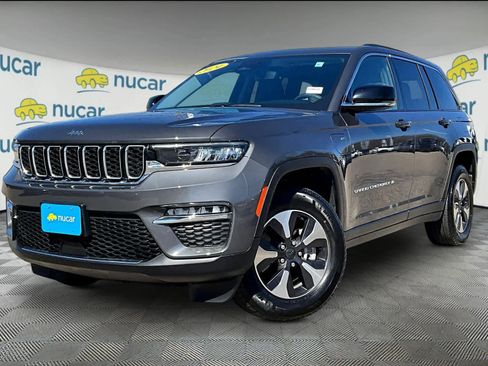 Used 2024 Jeep Grand Cherokee Limited 4xe image 3
