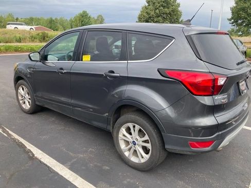 Used 2019 Ford Escape SE AWD/4WD image 4