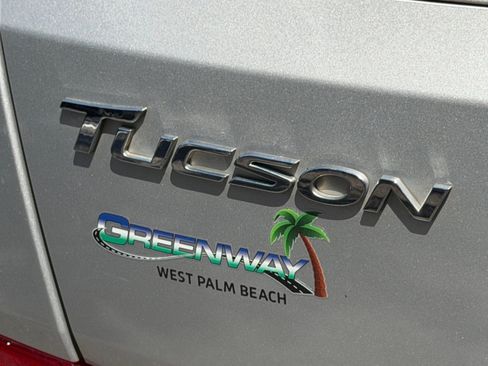 Used 2018 Hyundai Tucson Value AWD/4WD image 46