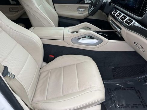 Used 2020 Mercedes-Benz GLS 450 4MATIC image 24