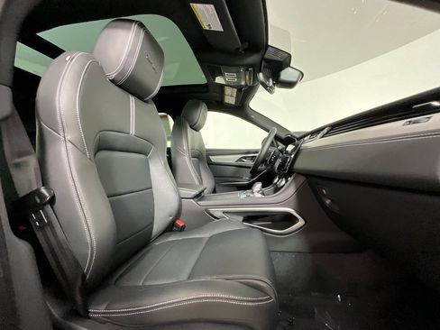 New 2025 Jaguar F-PACE R-Dynamic S image 3