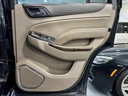 Used 2019 GMC Yukon SLT w/ Open Road Package RWD image 46