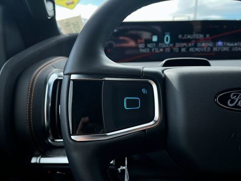 New 2026 Ford Expedition Tremor image 39