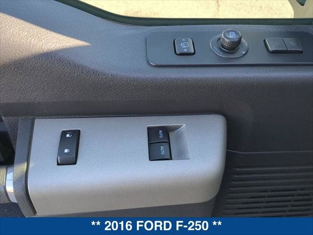 Used 2016 Ford F250 Lariat w/ Lariat Interior Package AWD/4WD image 11