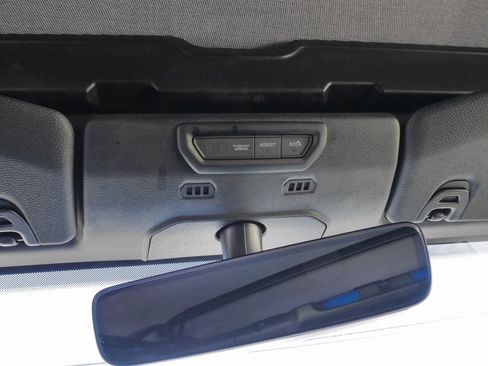 Used 2022 Jeep Gladiator Willys image 27