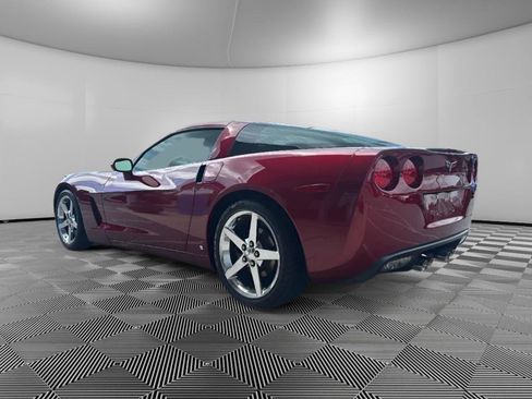 Used 2007 Chevrolet Corvette Coupe w/ Preferred Equipment Group RWD image 6