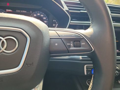 Used 2025 Audi Q3 2.0T Premium w/ Convenience Package AWD/4WD image 19