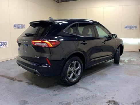Used 2024 Ford Escape ST-Line w/ Tech Pack #1 AWD/4WD image 3