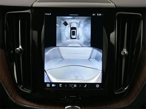 Used 2024 Volvo XC60 B5 Ultimate w/ Protection Package Premier image 21