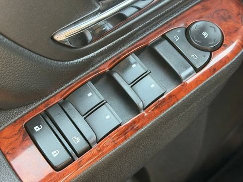 Used 2014 Chevrolet Tahoe LT AWD/4WD image 20