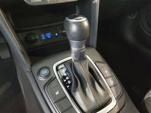 Used 2020 Hyundai Kona SEL Plus w/ Cargo Package image 23