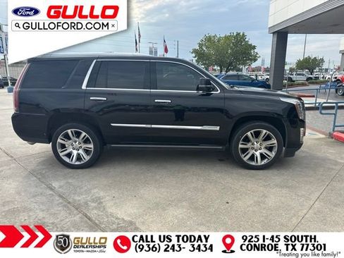 Used 2015 Cadillac Escalade Premium AWD/4WD image 4