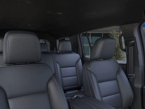 New 2026 Chevrolet Traverse LT image 24