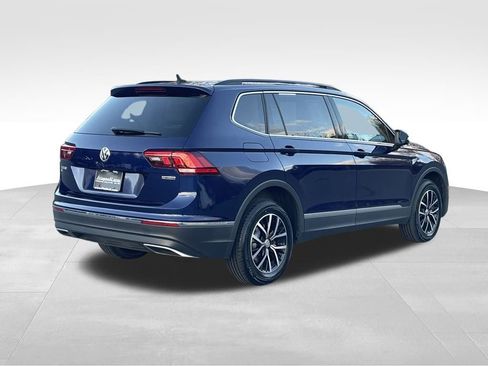 Used 2021 Volkswagen Tiguan SE w/ 3rd Row Seat Package image 7