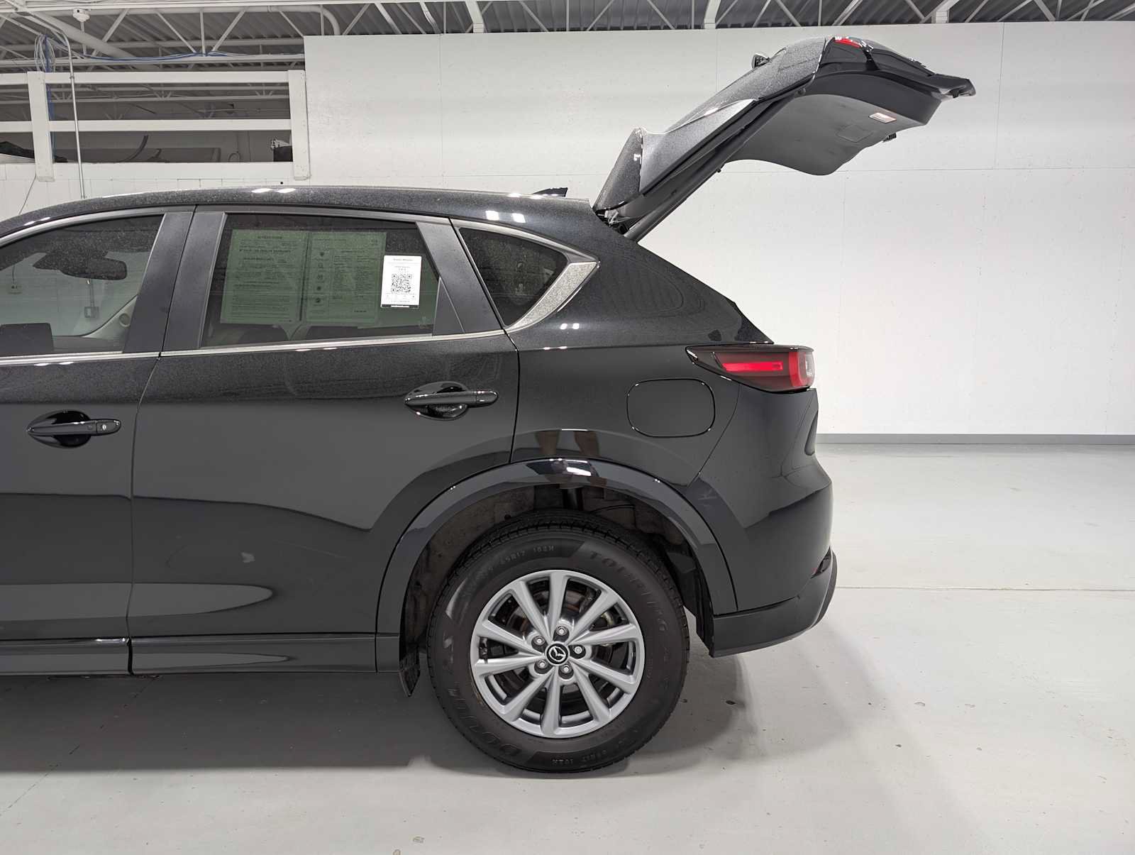 Certified 2024 MAZDA CX-5 AWD 2.5 S w/ Preferred Package image 11