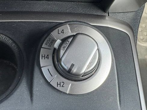 Used 2024 Toyota 4Runner TRD Sport AWD/4WD image 29