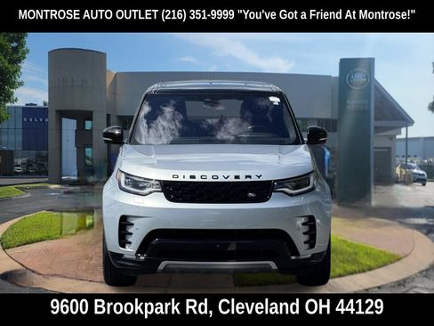 Used 2022 Land Rover Discovery HSE R-Dynamic AWD/4WD image 11