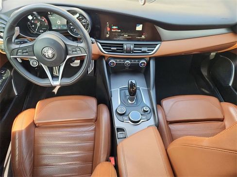Used 2018 Alfa Romeo Giulia Ti Sport w/ Quick Order Package 22U Sport image 20