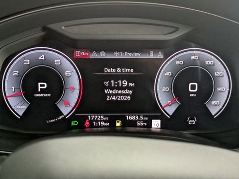 Used 2024 Audi Q8 Prestige w/ Prestige Package image 11