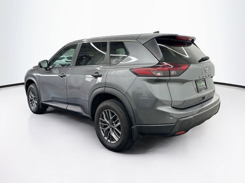 Used 2024 Nissan Rogue S FWD image 5