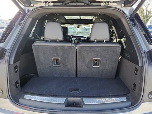 Certified 2025 Cadillac XT6 Premium Luxury image 30