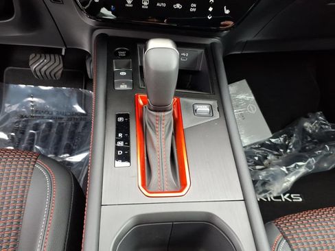 New 2026 Nissan Kicks SR w/ SR Premium Package AWD/4WD image 22