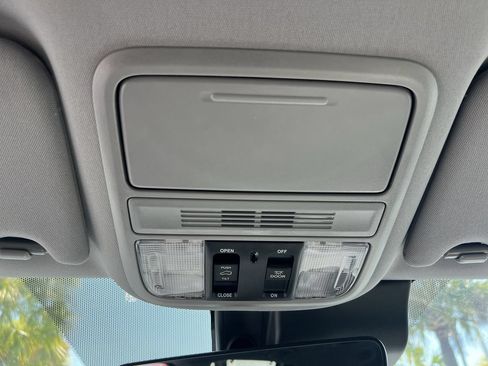 Used 2022 Honda Pilot Special Edition image 29