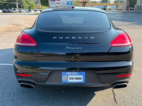 Used 2015 Porsche Panamera RWD image 7