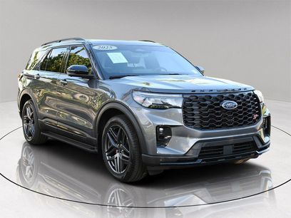 Used 2025 Ford Explorer ST w/ Sun And Sound Package