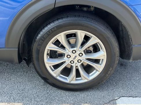Certified 2022 Ford Explorer Limited RWD image 9